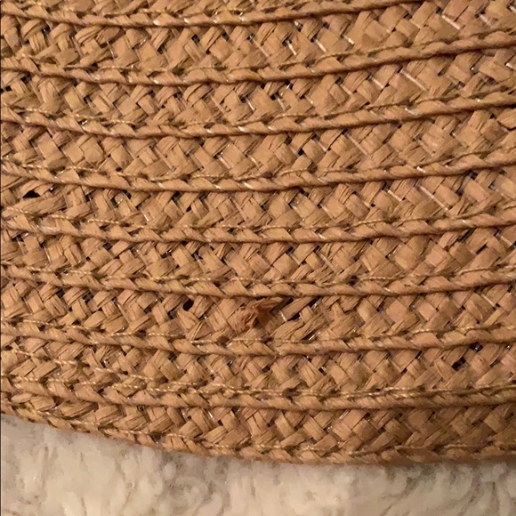 Beach hat - Picture 3 of 6